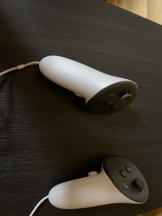 VR окуляри Meta Quest 3 з обсягом 128 Гб. + кріплення з батареєю