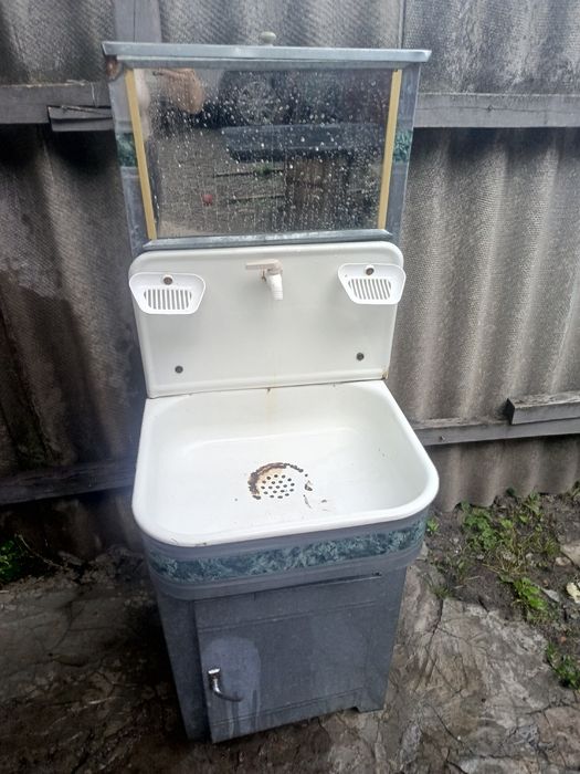 Продам вуличний умивальник