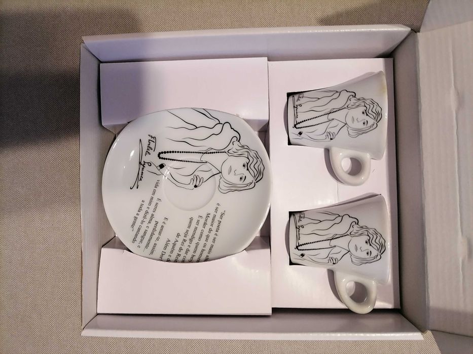 Conjunto de chávenas Florbela espanca