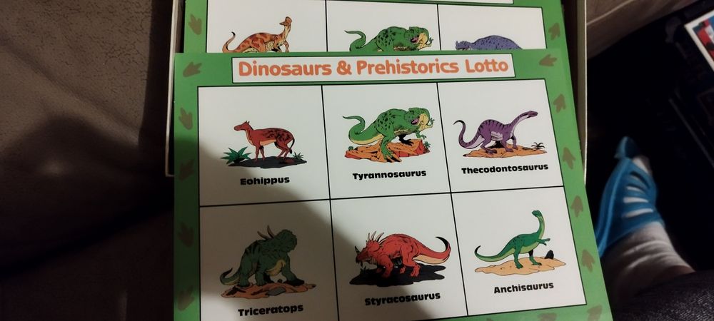 Dinozaury w języku angielskim gra