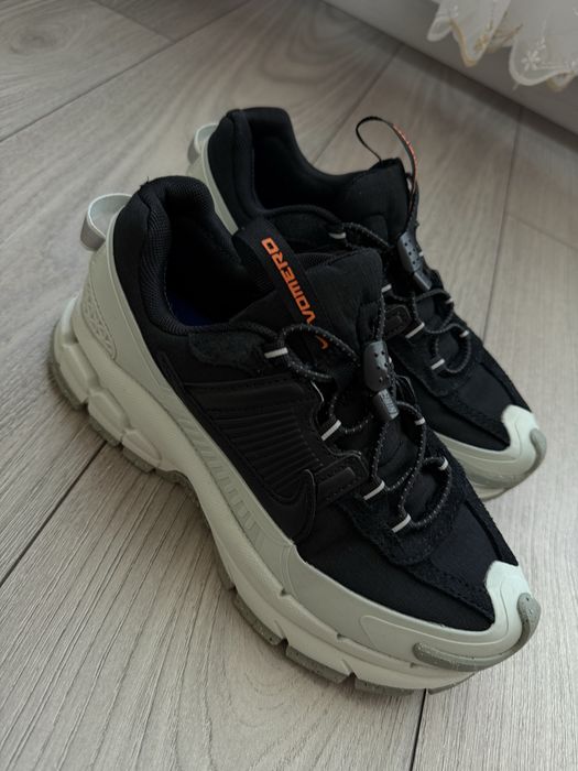 Кросівки Nike Vomero 40 розмір унісекс