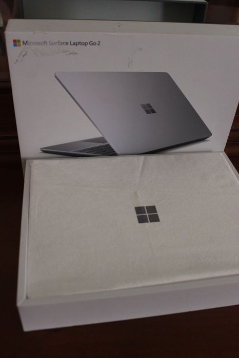 Microsoft Surface Laptop Go 2 12-inch