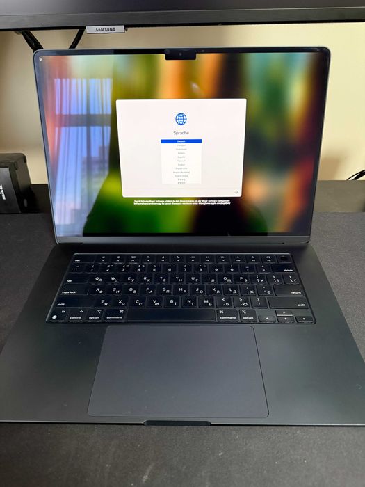 MacBook Air 15 M3 2024 8/256gb
