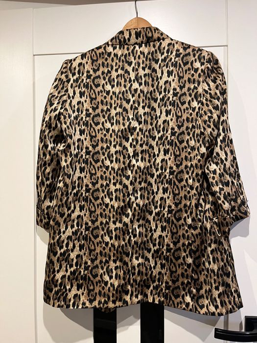 marynarka glamour. wzor w panterke.