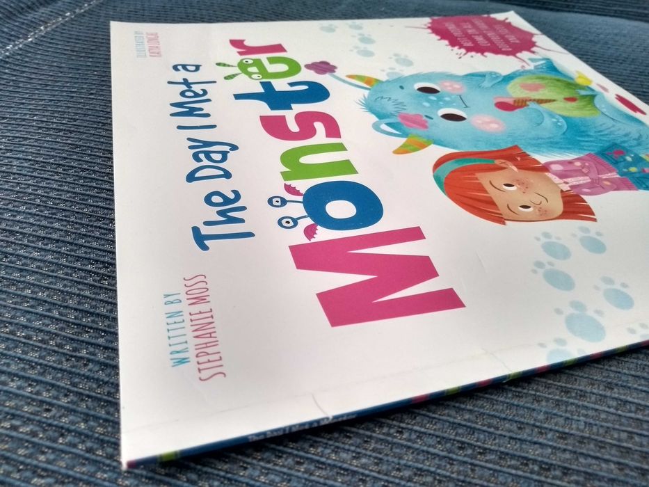 Książka po angielsku The Day I Met a Monster, Stephanie Moss