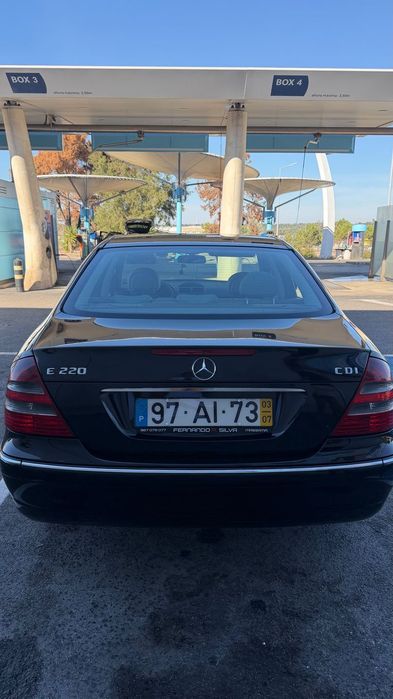Mercedes-Benz E 220 CDI Auto Elegance foto 3