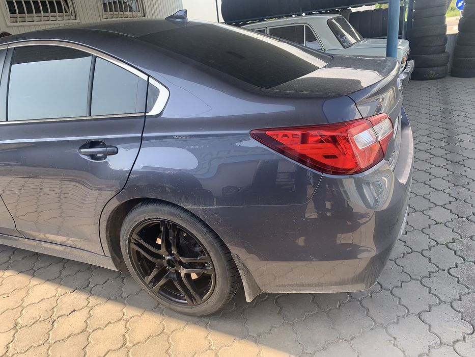 Subaru Legacy 2.5i Premium