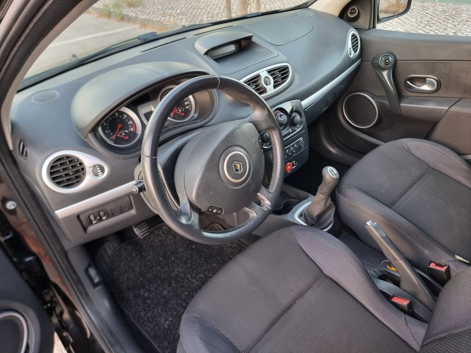 Renault clio 1.2 gasolina  ano 2006km 190