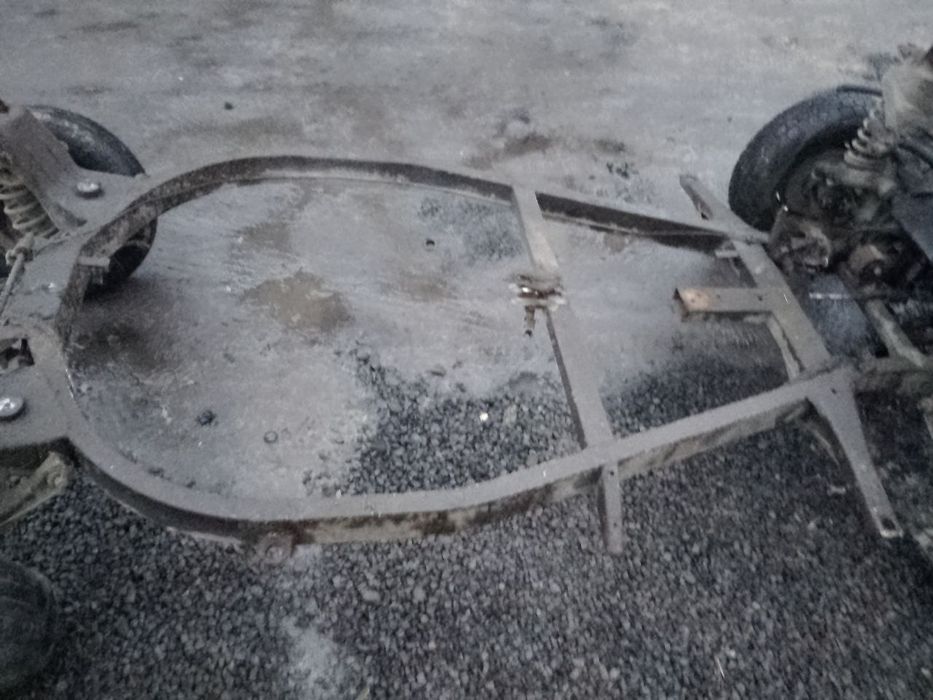 Ступици з колесами , рама ,віз