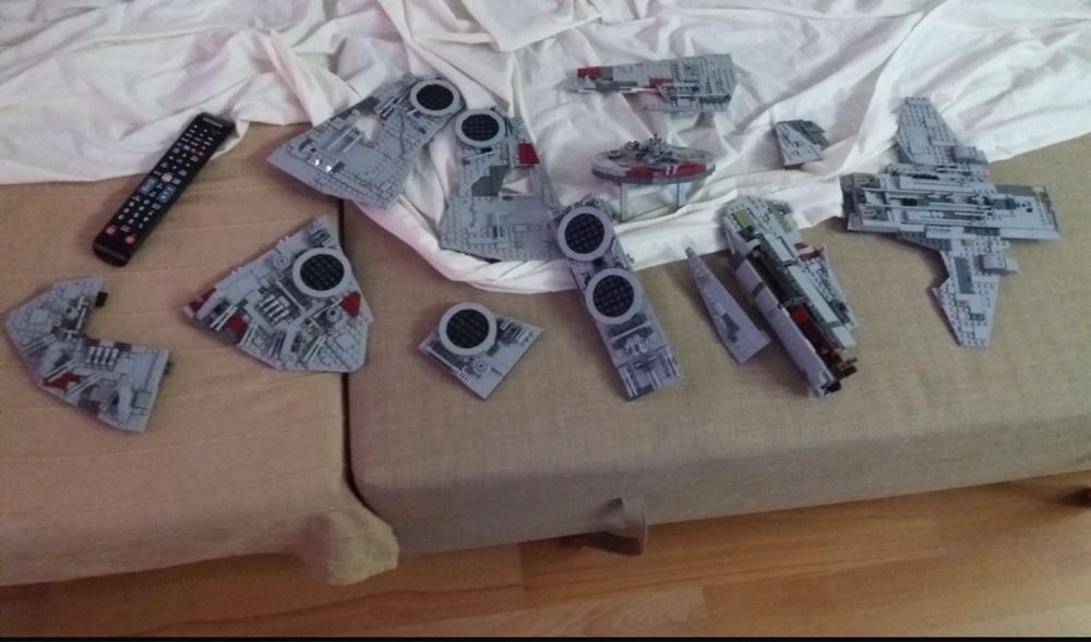 Millenium Falcom UCS (lepin)