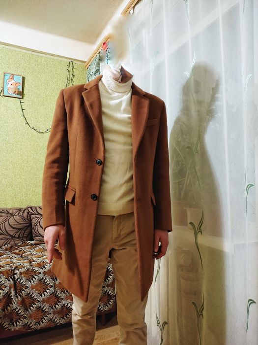 Мужское зимнее деловое пальто из шерсти