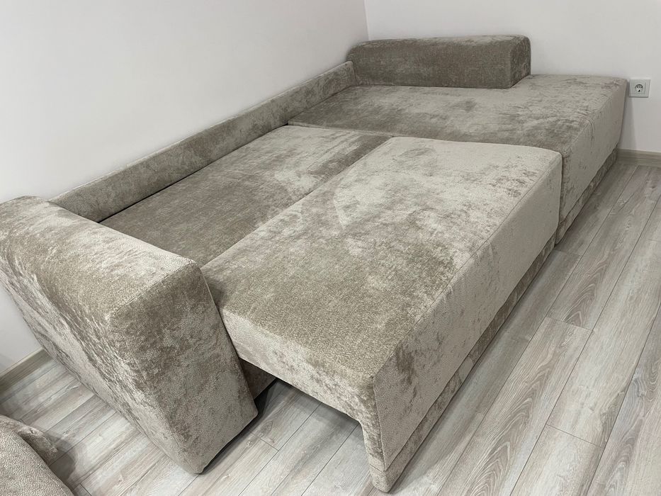 Розкладний диван в ідеальному стані