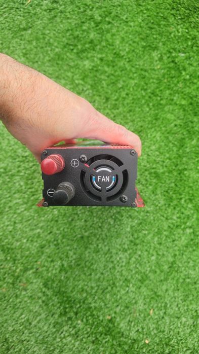 Інвертор 12в-220в 2200w