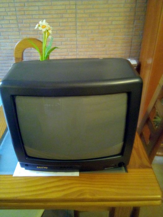 Venda de televisores para jogos.