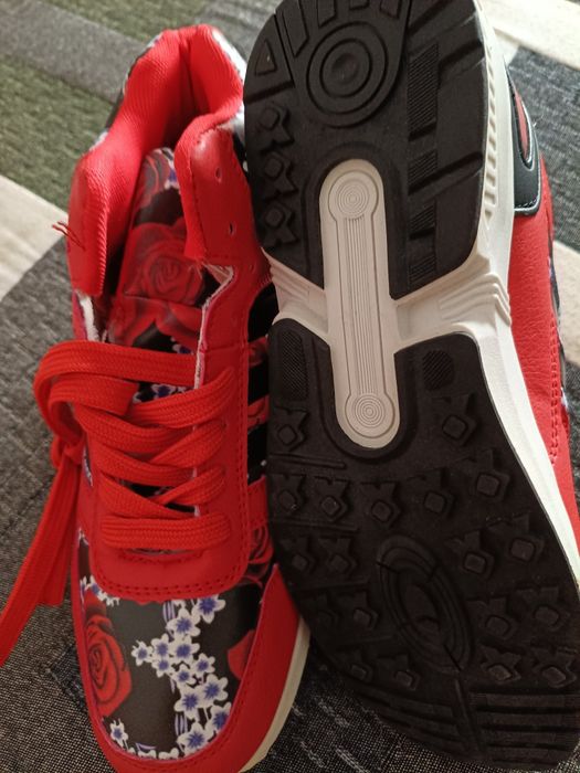 Tênis adidas para colecionadores NOVO A EXTRIAR!