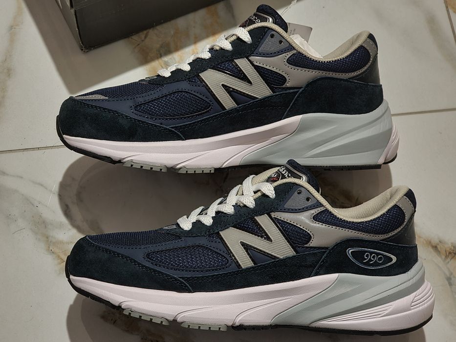 Оригінал 100% кросівки NEW BALANCE 990v6  EURO 42