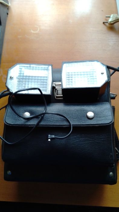 Продам фотовспышку Луч 70