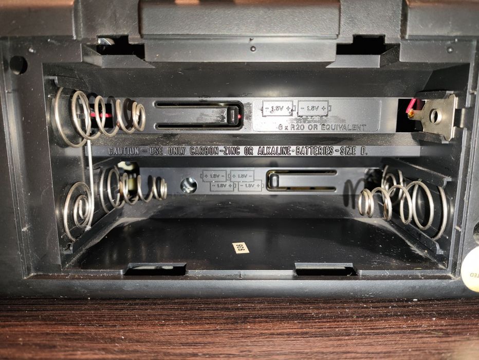 Магнитофон Philips