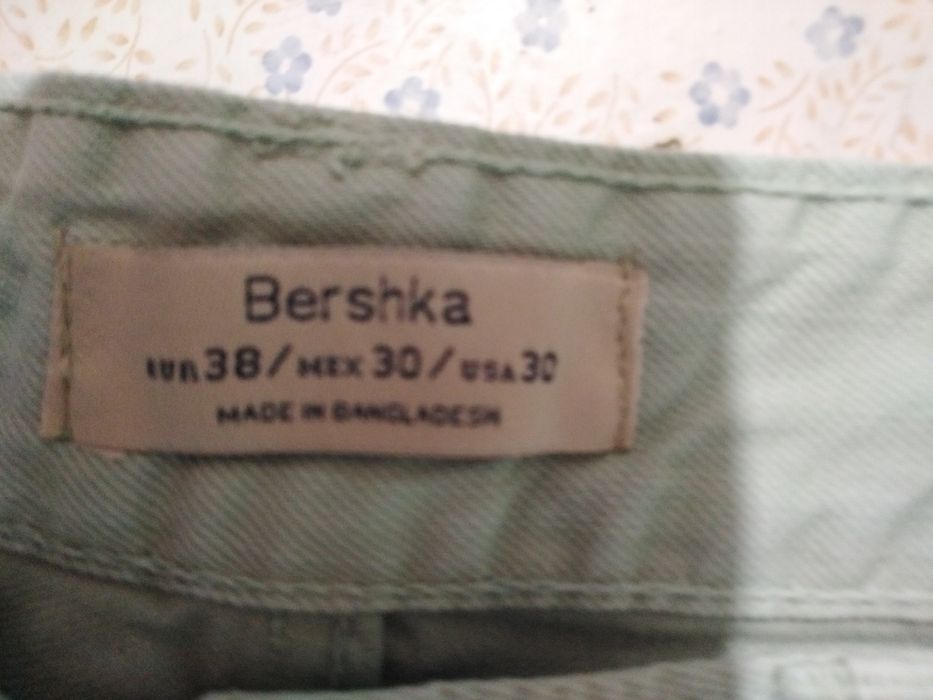 Vendo calça de ganga novas para homem bom estado