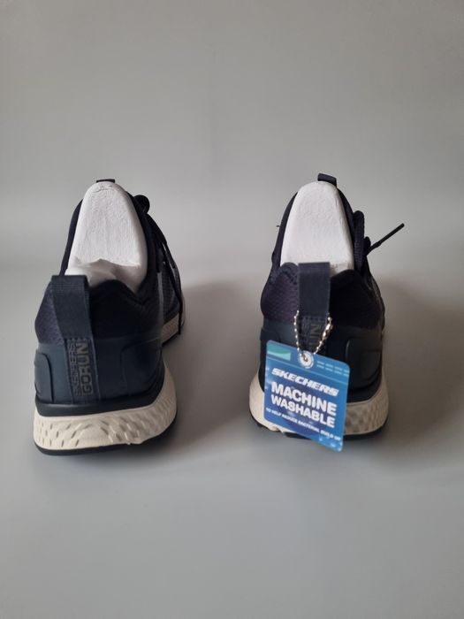 Oeygonalne Buty Skechers Go Run Rozmiar 44 Nowe