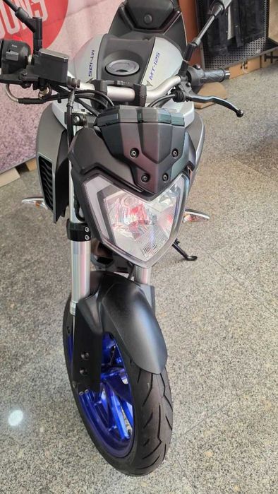 Yamaha MT-125 Revista e aprovada