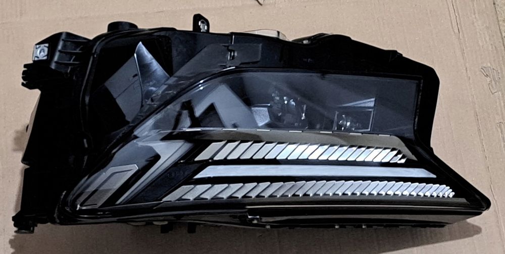 audi q4 e-tron reflektor lewy full led matrix kompletny 89a941035 (238)