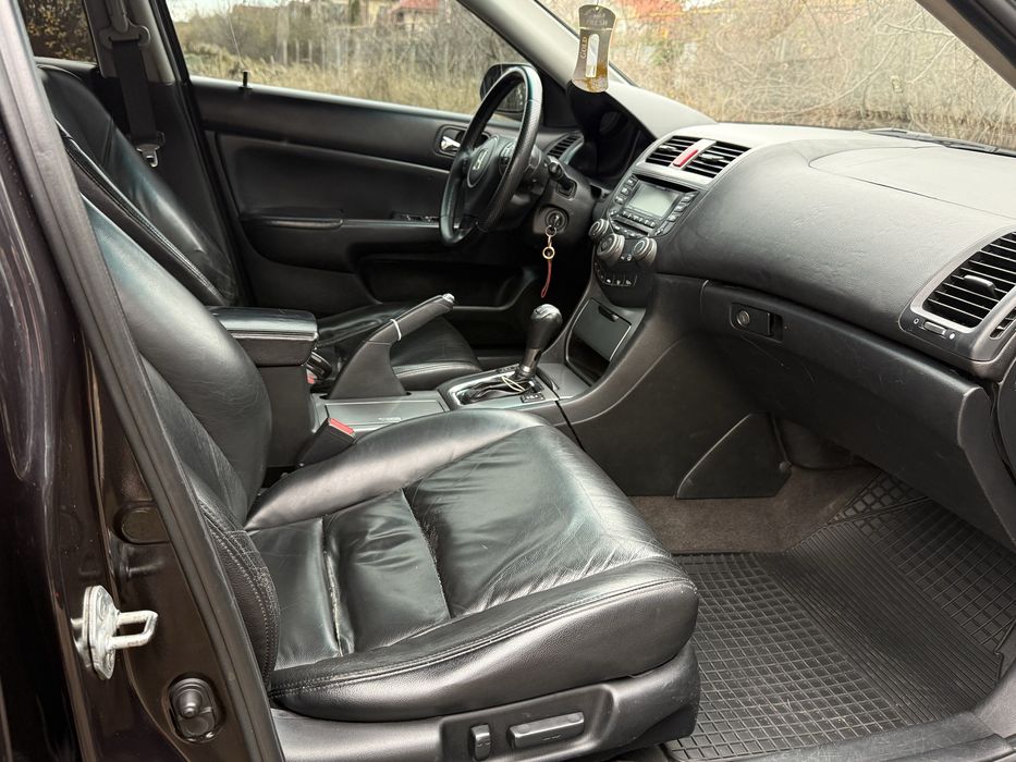 Honda Accord 2.4 рестайлинг автомат