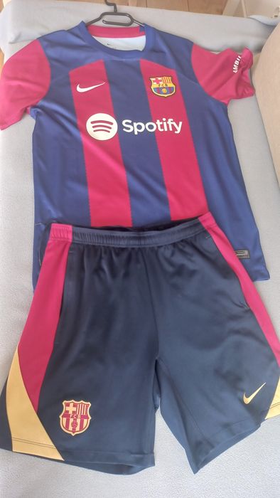 Koszulka FC Barcelona sezon 23/24 rozmiar M i spodenki M