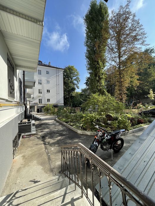 Без комиссии риелтору Продам двухком. кваритру ул Ефремова Ворошилова