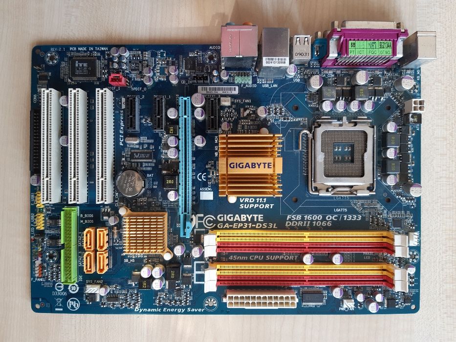 Płyta główną gigabyte