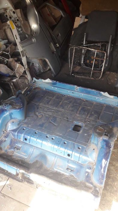 Продам передние/задние днища на ЗАЗ Таврия,Славута