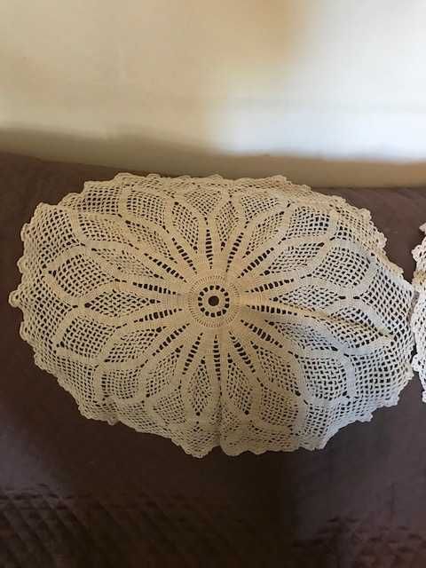 Naperons em renda antigos