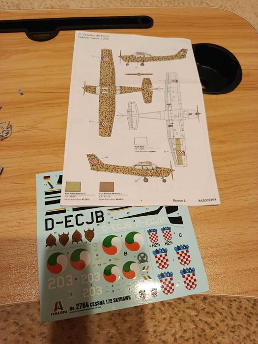 Samolot Cessna 172 Skyhawk 1/48 Italeri do dokończenia