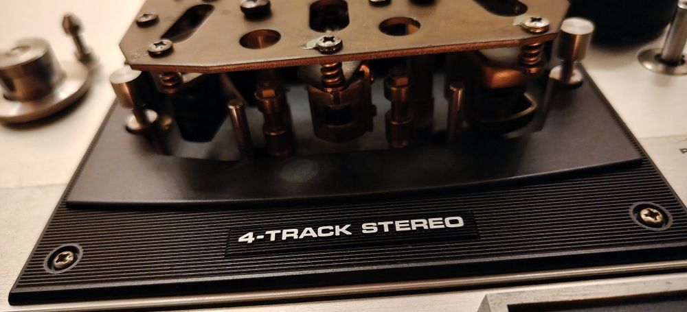 Magnetofon szpulowy AKAI GX-600D 4 Track steteo
