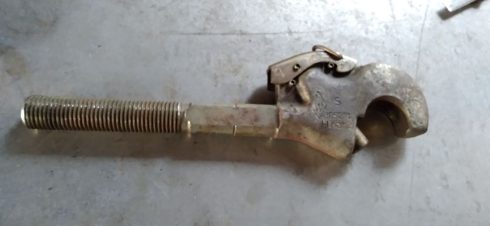 Hak łącznika górnego 32mm Walterscheid cbm kat2 cięgno górne śruba