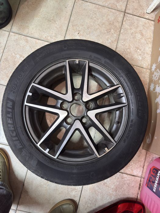 Продам диски Toyota r16 5*114.3