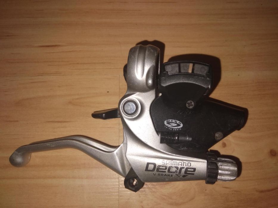 Klamkomanetka Shimano Deore ST-M510.