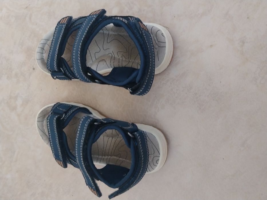 Sandałki  dziecięce rozmiar 26