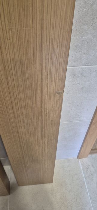 2 Prateleiras em Carvalho