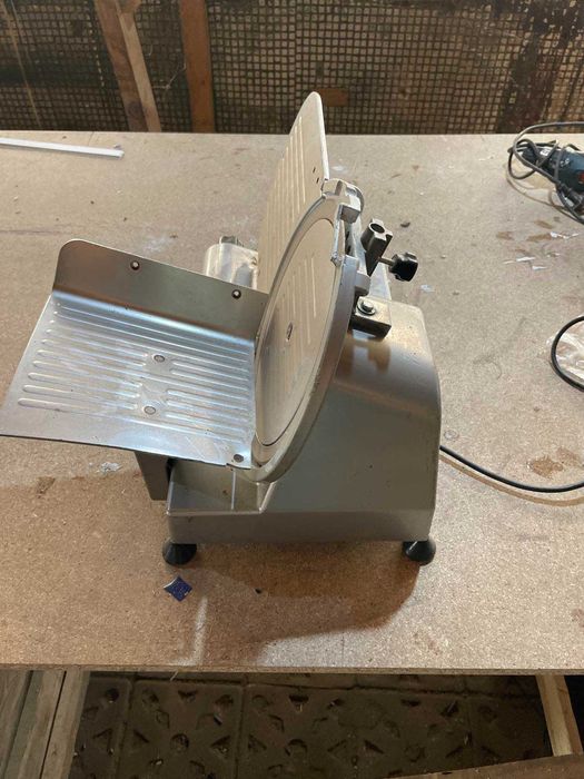 слайсер хліборізка ломтікорізка скибкорізка DOM ANNO 2002