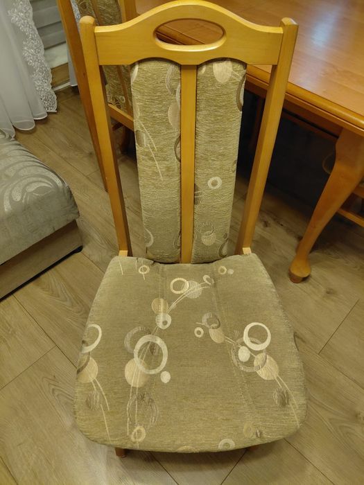 Stół rozkładany + 6 krzeseł stan bdb