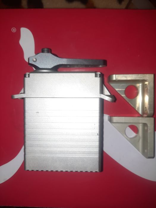 Серводвигатель с