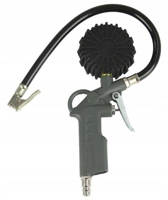 Pistolet pneumatyczny do pompowania kół.