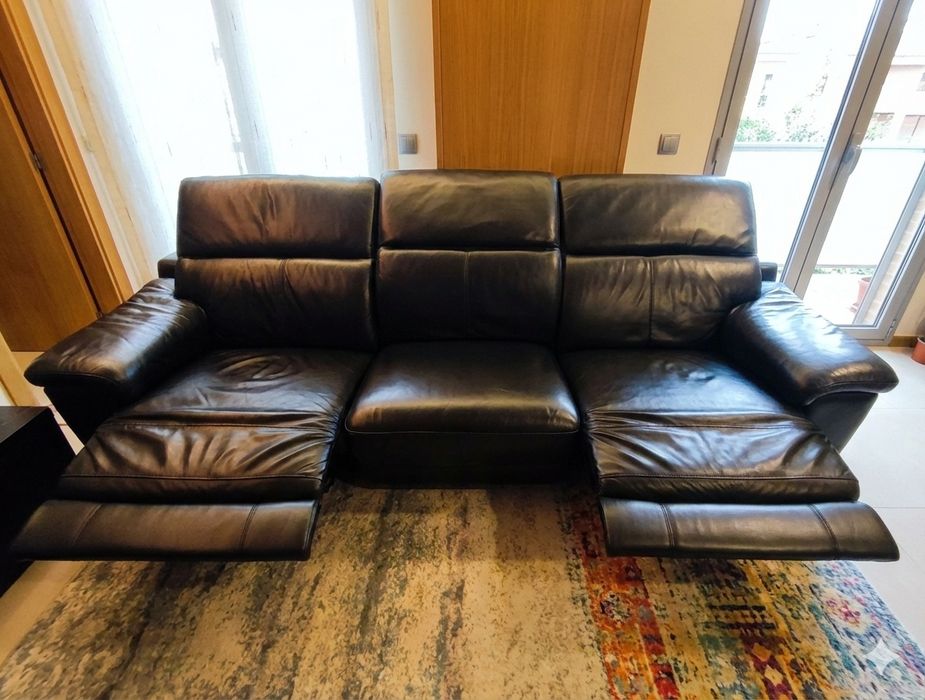 Sofá 3 lugares Relaxante