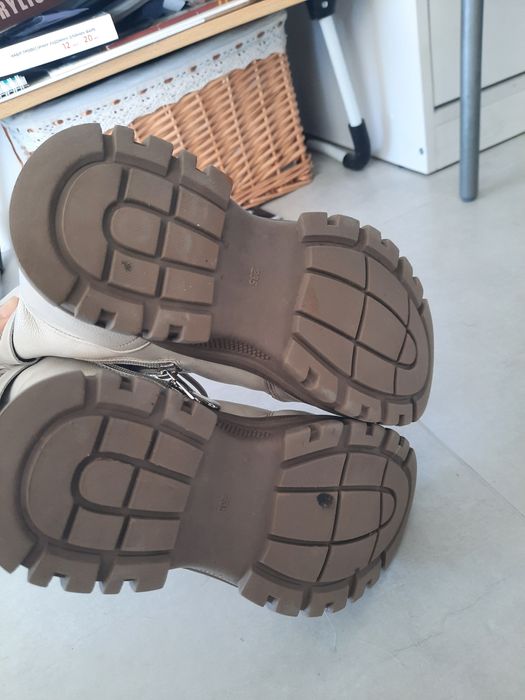 Замові ботинки 37