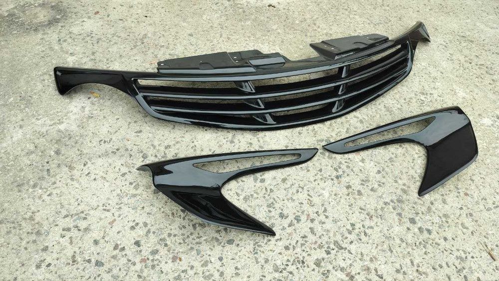 Тюнінг Nissan Juke - накладки бамперів, спойлери, решітка, пороги