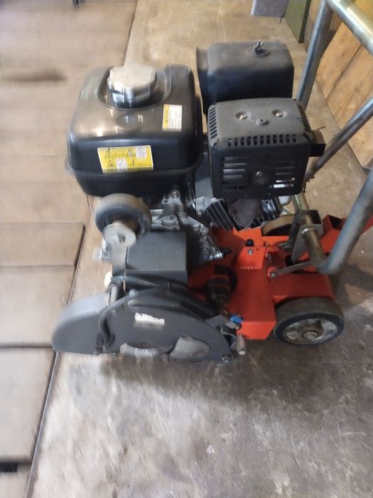 Przecinarka do betonu huskvarna FS 309 stan bdb mało używana .