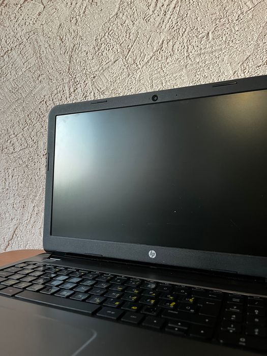 Ноутбук HP 250 G3 Intel Celeron CPU N2840 б/в
