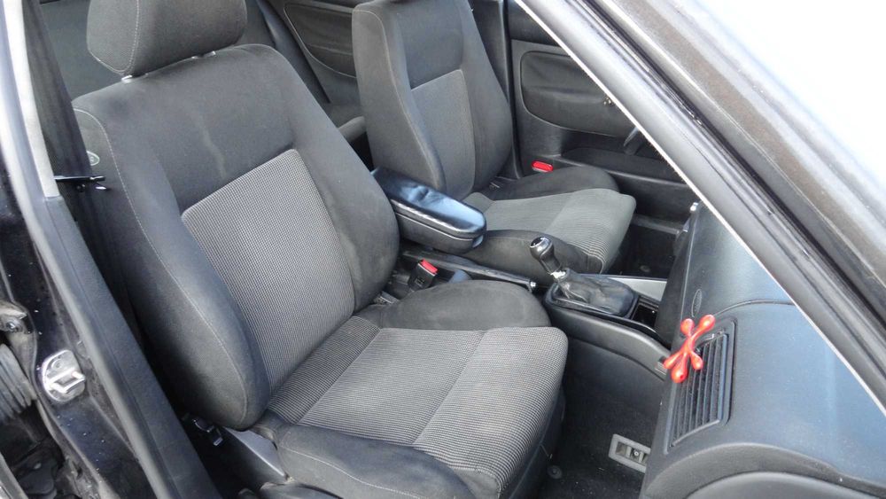 Fotele Kanapa VOLKSWAGEN GOLF 4 Komplet wersja 5 Drzwi Oryginał