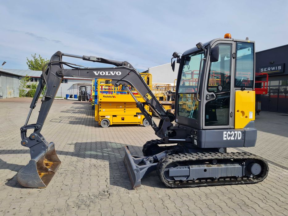 Minikoparka VOLVO EC27D, rok 2018